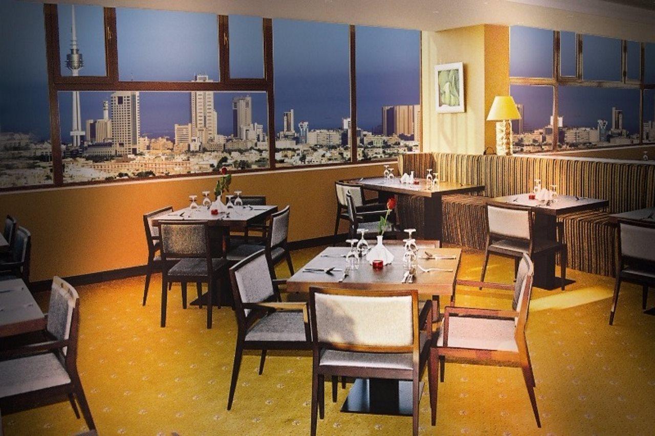Le Jazz Hotel Kuwait City Esterno foto
