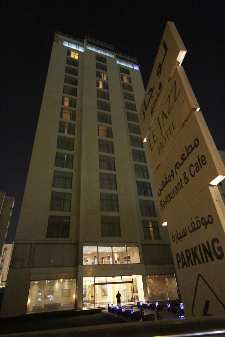 Le Jazz Hotel Kuwait City Esterno foto