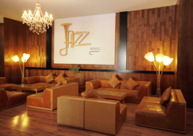 Le Jazz Hotel Kuwait City Esterno foto